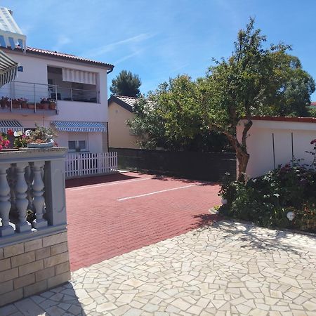 Apartmani Mila-Casa Bianca メドゥリン エクステリア 写真